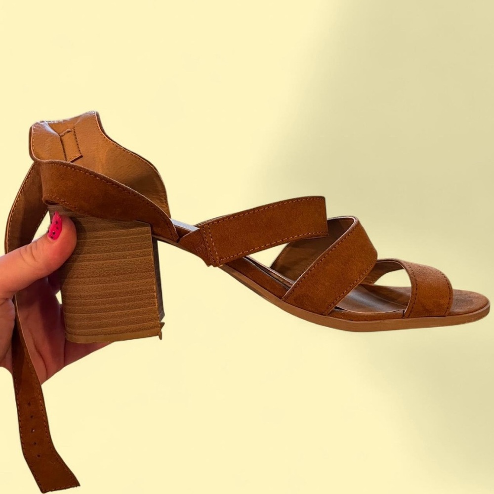 Brash Tan Block Heel Sandals